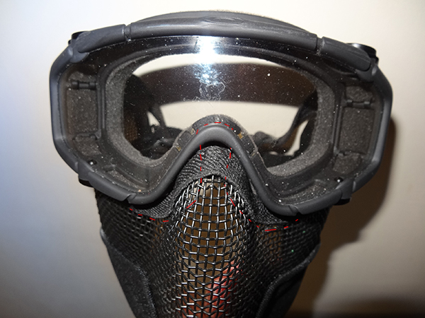 Combo Half masque V2 et Lunettes balistiques Oakley